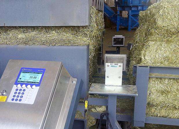 Photo of Berthold MicroPolar LB 567-568 microwave moisture analyser